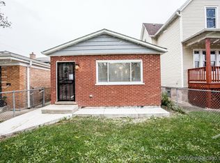 421 W 98th St, Chicago, IL 60628
