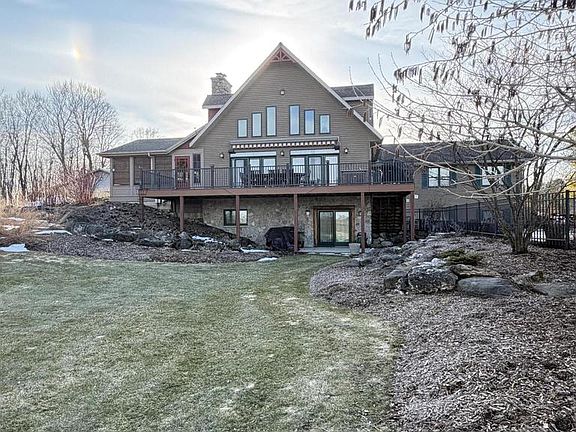 4th image of 21160 Mueller ROAD
