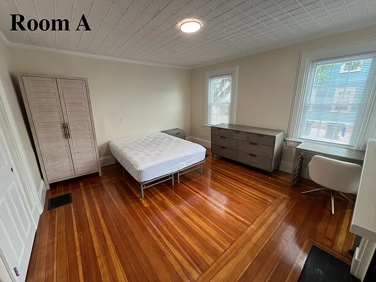 65 Arnold St #2 — Photo 8