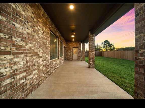 5th image of 3311 Emerald Valley Dr