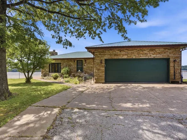 1501 State Ave, Hampton, IL 61256