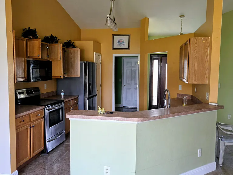 NW 15th Ln — Photo 5