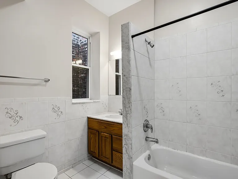 4943 S Washington Park Ct #2 — Photo 9