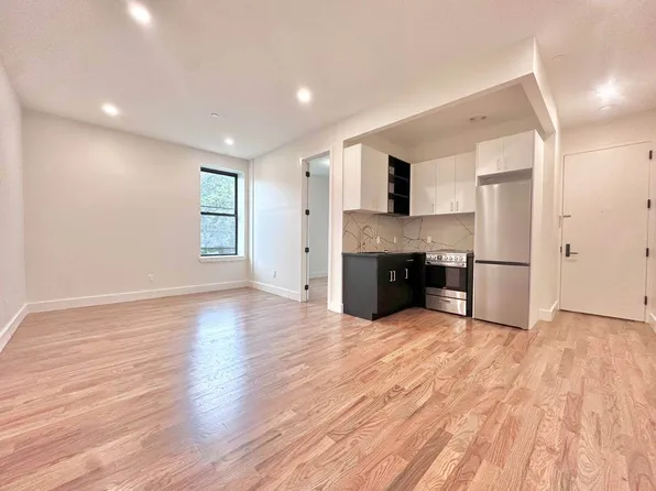 8 Stuyvesant Avenue 3A image 1 of 10