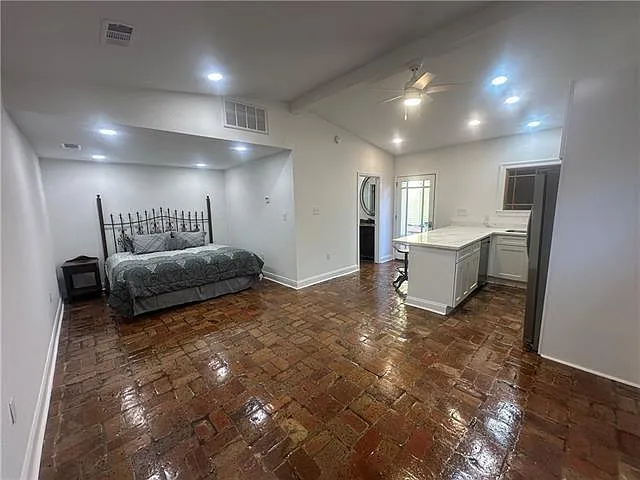922 Kerlerec St #C — Photo 7