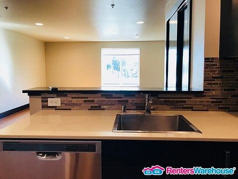 5th image of 5308 Mlk Jr Way S Unit 202
