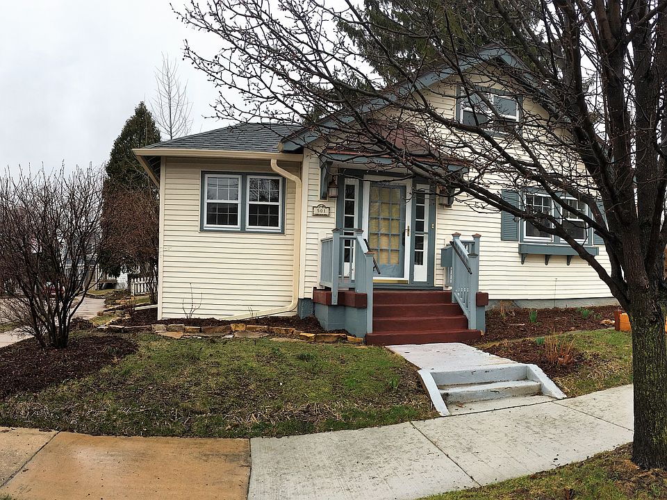 2nd image of 501 Welch Ave