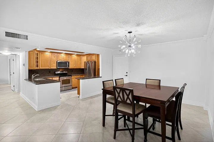2 bed, 1200 sqft, $3,250 — Photo 3
