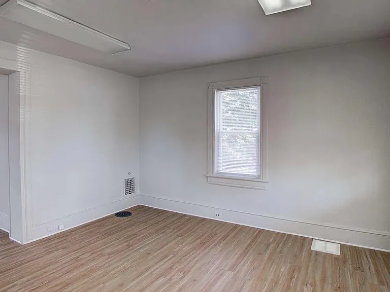 309 Delsea Dr N — Photo 20