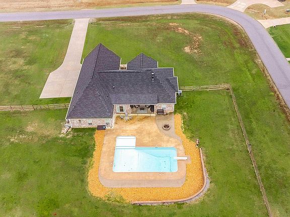 2nd image of 10118 Sanibel Loop