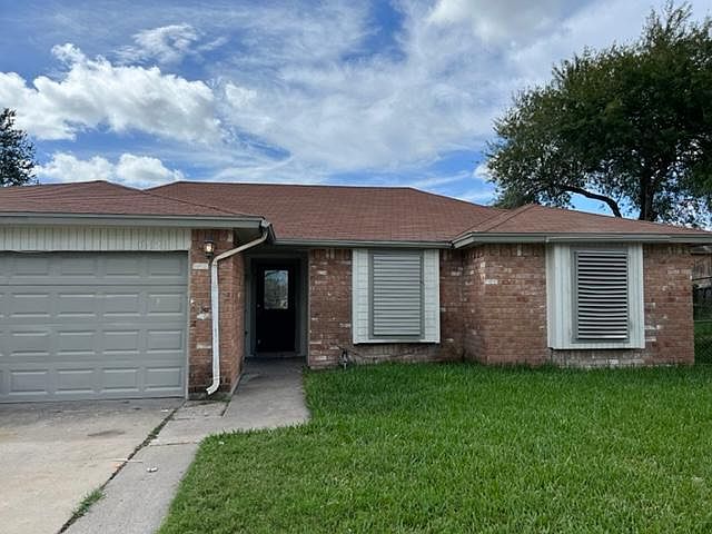 1st image of 6121 Allencrest Cir