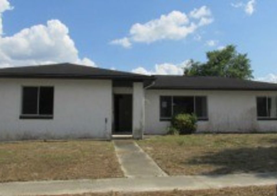 1st image of 101 Woodfield Dr