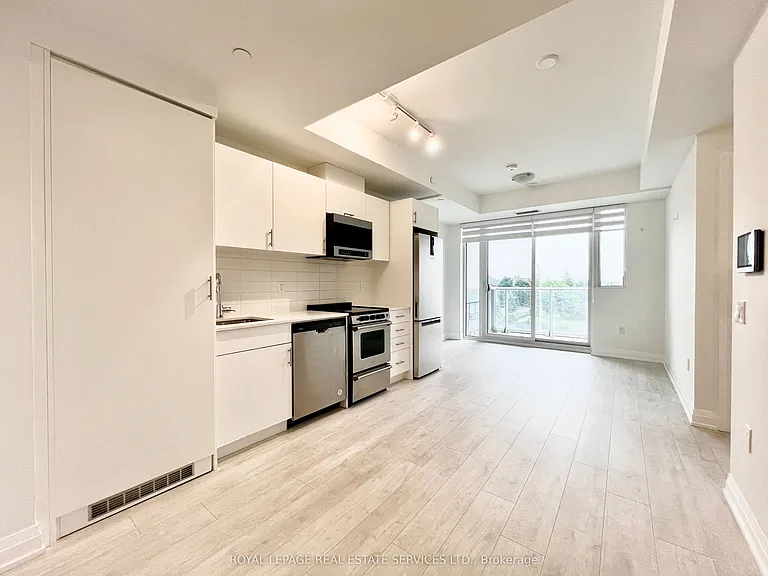 412 Silver Maple Rd #308 — Photo 6
