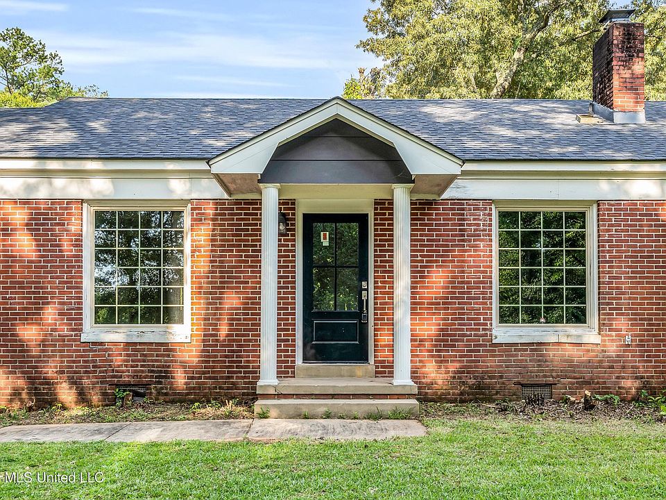 1st image of 634 Ridge Rd