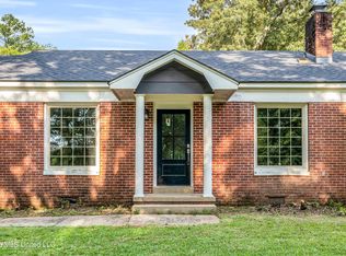 634 Ridge Rd, Columbus, MS 39705
