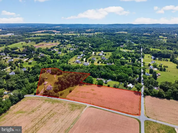 250 Kolb Rd, Spring City, PA 19475