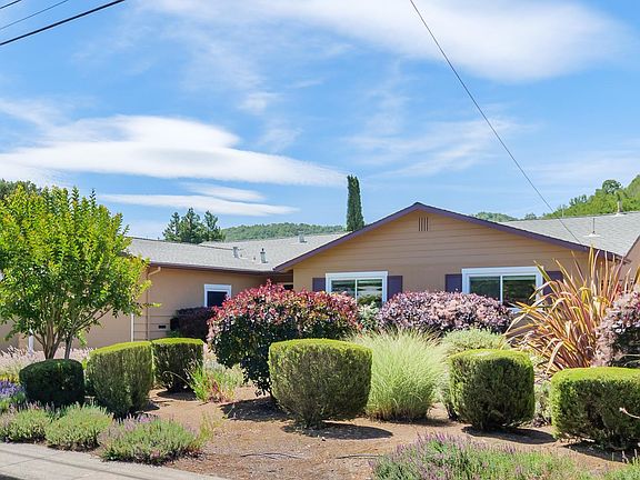 2nd image of 463 Calle De La Mesa