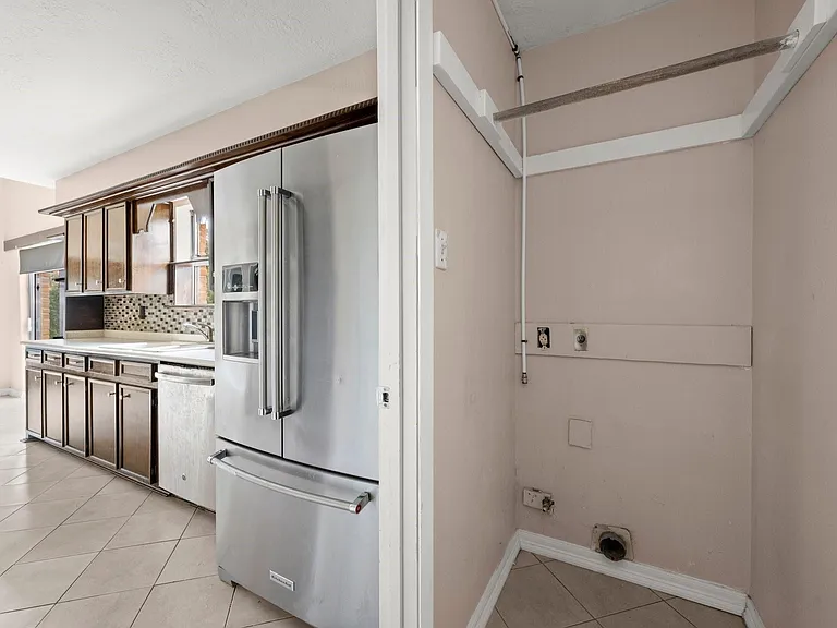 706 Shenandoah Dr — Photo 17