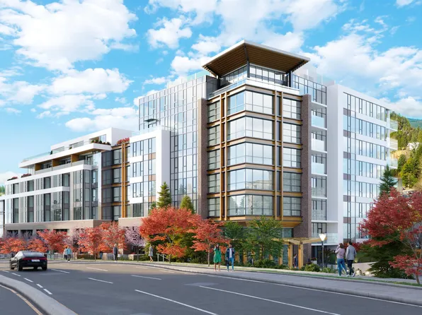 423 6th St, West Vancouver, BC