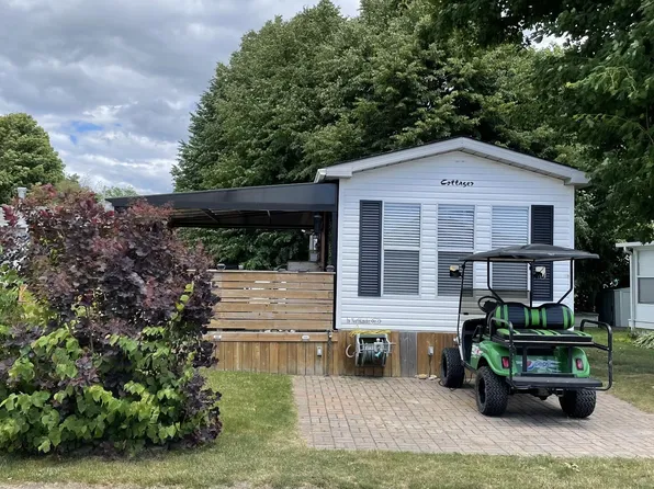 490 Empire Rd #Ebw084, Pt Colborne, ON L0S 1R0