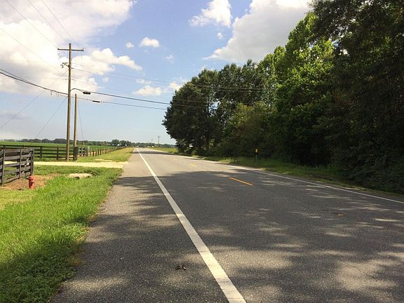 4th image of 10723 Highway 87 N