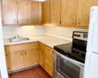 415 S Atherton St — Photo 2