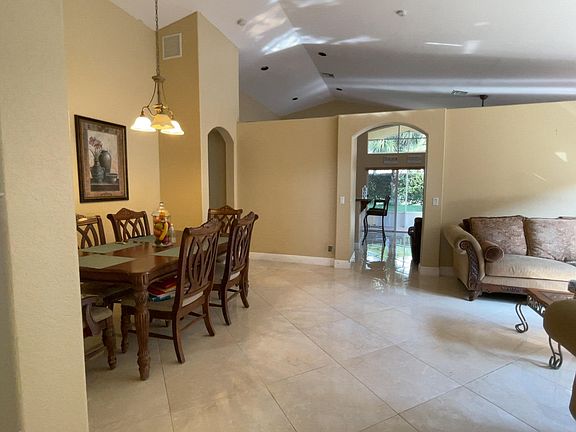 5th image of 9487 Verona Lakes Blvd