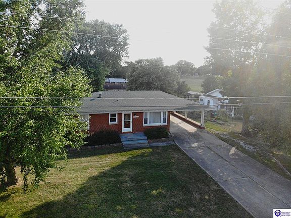 3rd image of 502 Saint Brigid St