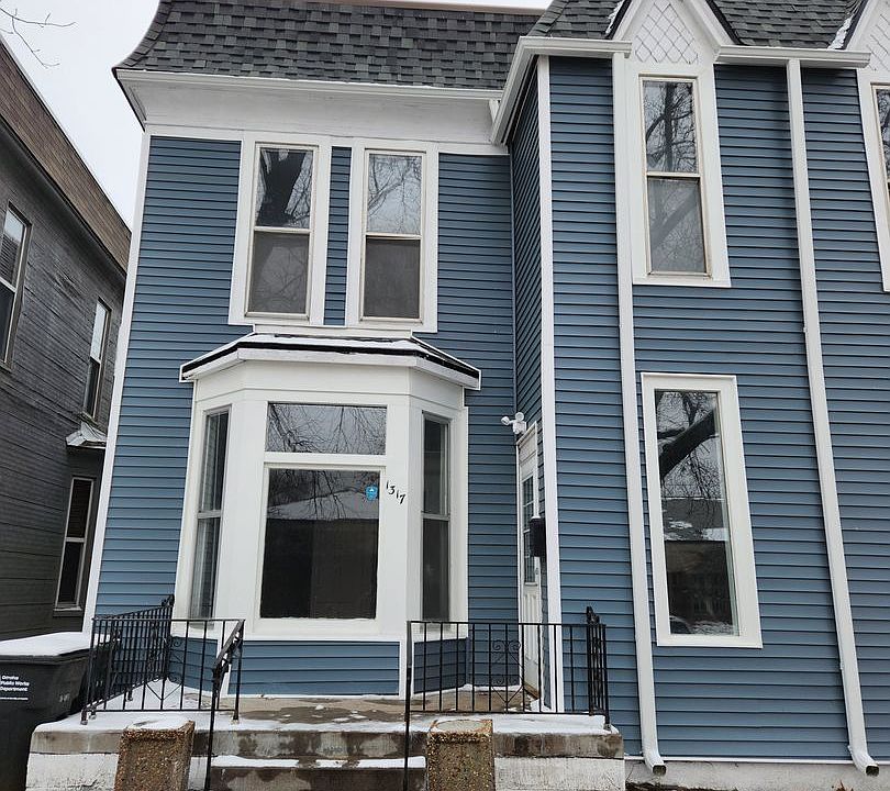 1st image of 1317-1319 S 32nd St #1317