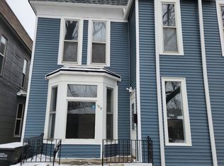 1317-1319 S 32nd St #1317, Omaha, NE 68105