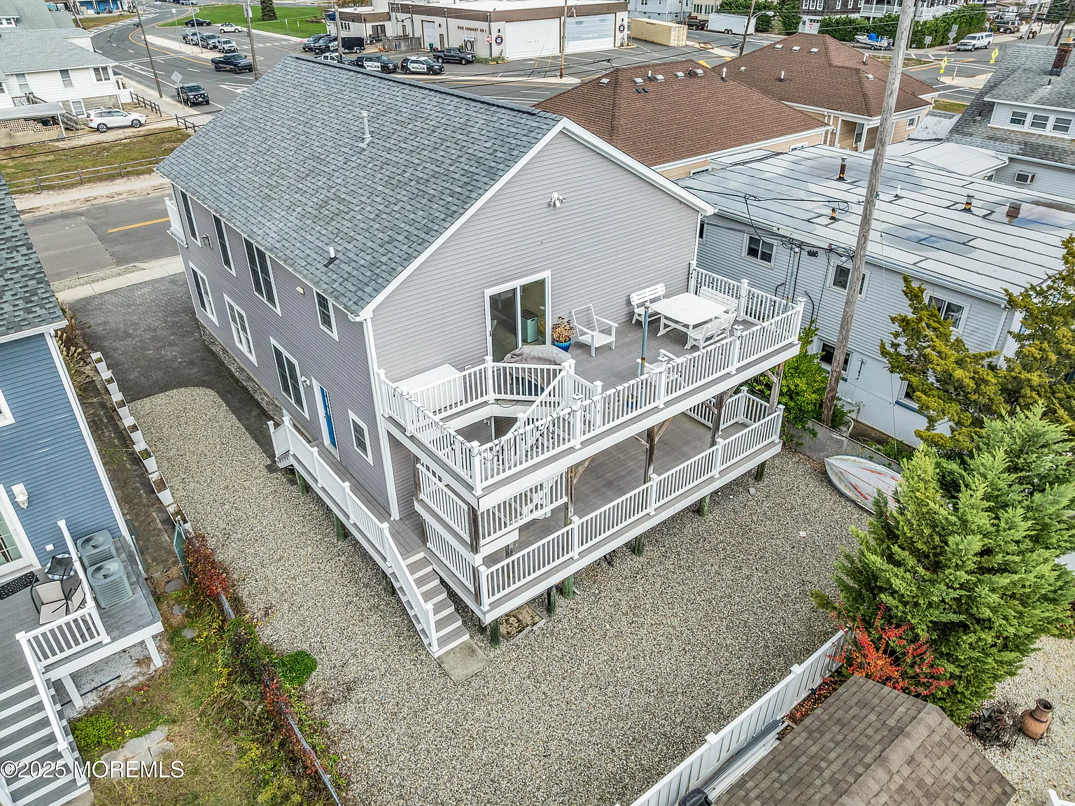 5 bed, 2016 sqft, $7,000 — Photo 3