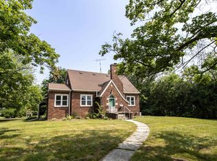 523 E Vienna St, Clio, MI 48420