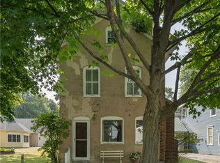 430 E Broadway St, Cape Vincent, NY 13618