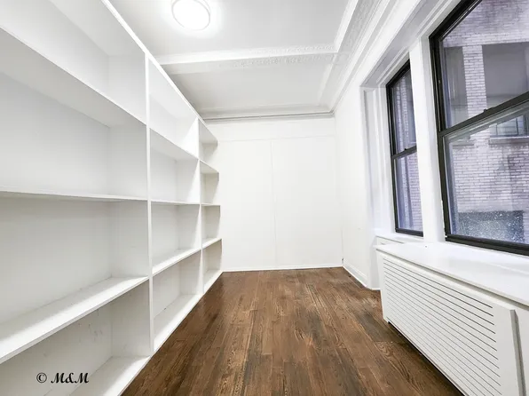 200 West 58th Street image 6 of 14