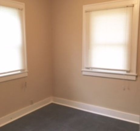 4th image of 1615 N Livingston Ave
