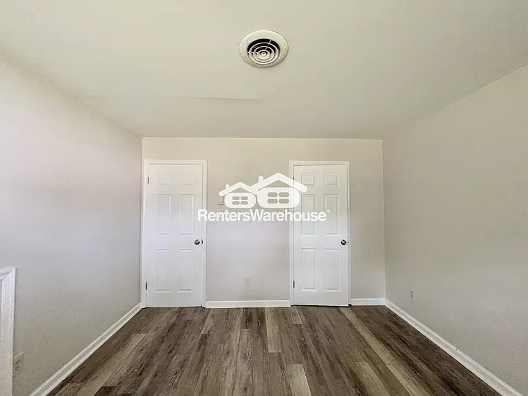 2912 Doris Ave — Photo 13