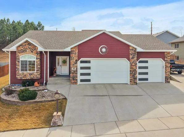 943 Sagewood St, Rapid City, SD 57701