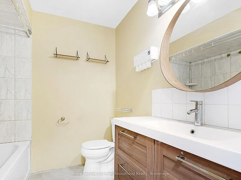 1669 Alwin Cir — Photo 23