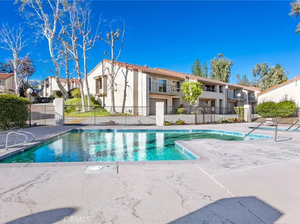 19519 Rinaldi St Unit 55, Porter Ranch, CA 91326