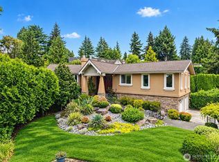 1216 88th Place NE, Clyde Hill, WA 98004