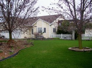 30813 Marigold Ln, Lindstrom, MN 55045