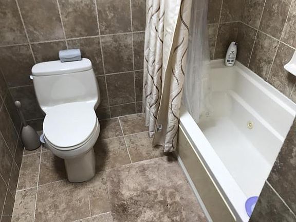 4th image of 36 Crispi Ln