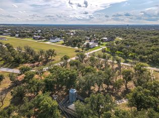 900 E Landings Dr, Granbury, TX 76049