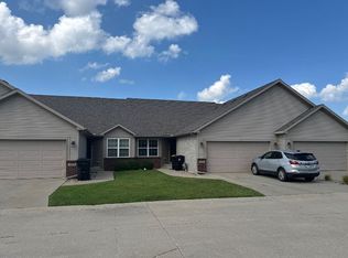 3620 Chardonnay Ct, Normal, IL 61761