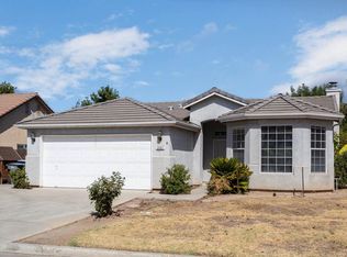2481 S Manila Ave, Fresno, CA