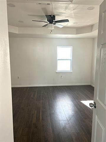 1st image of 1516 Claire Ave #1