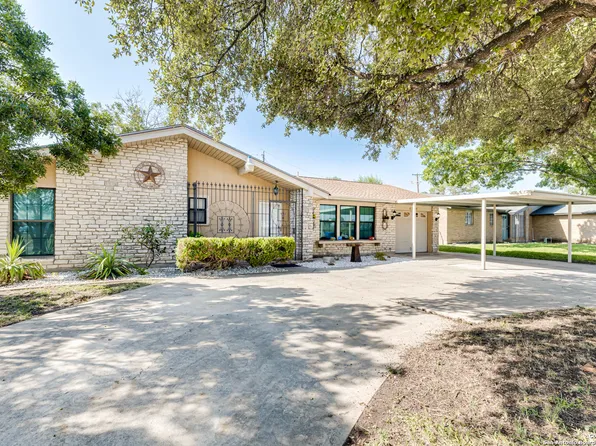 4254 Clear Spring Dr, San Antonio, TX 78217