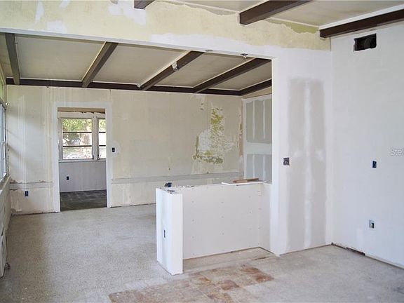 2nd image of 7290 Onyx Dr N