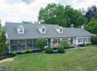 25 Hossler Rd, Manheim, PA 17545