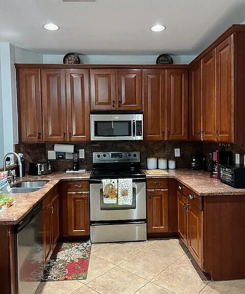 144 Blue Grotto Dr — Photo 12